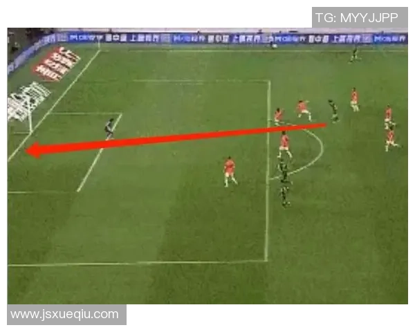 足球明星在赛季中狂轰18球展现超凡实力引发球迷热议